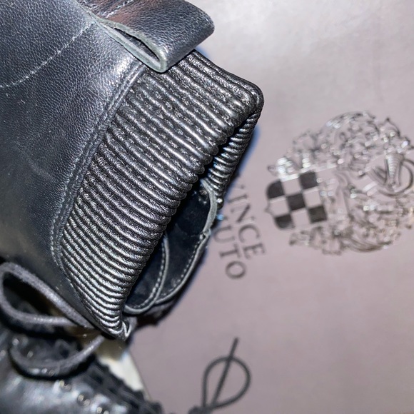 Shoes/Booties - Picture 7 of 10